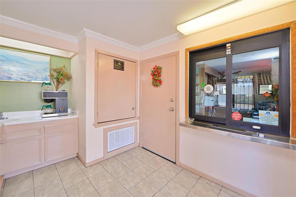 Americas Best Value Inn Houston Heights At I-45 Interior foto